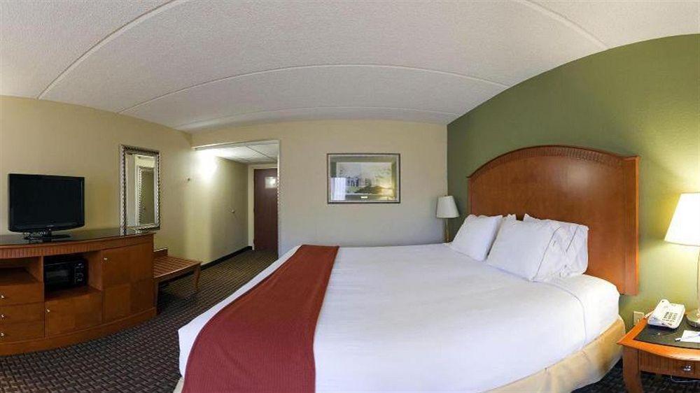 Holiday Inn Express & Suites Charlotte Arpt-Belmont By Ihg Zewnętrze zdjęcie