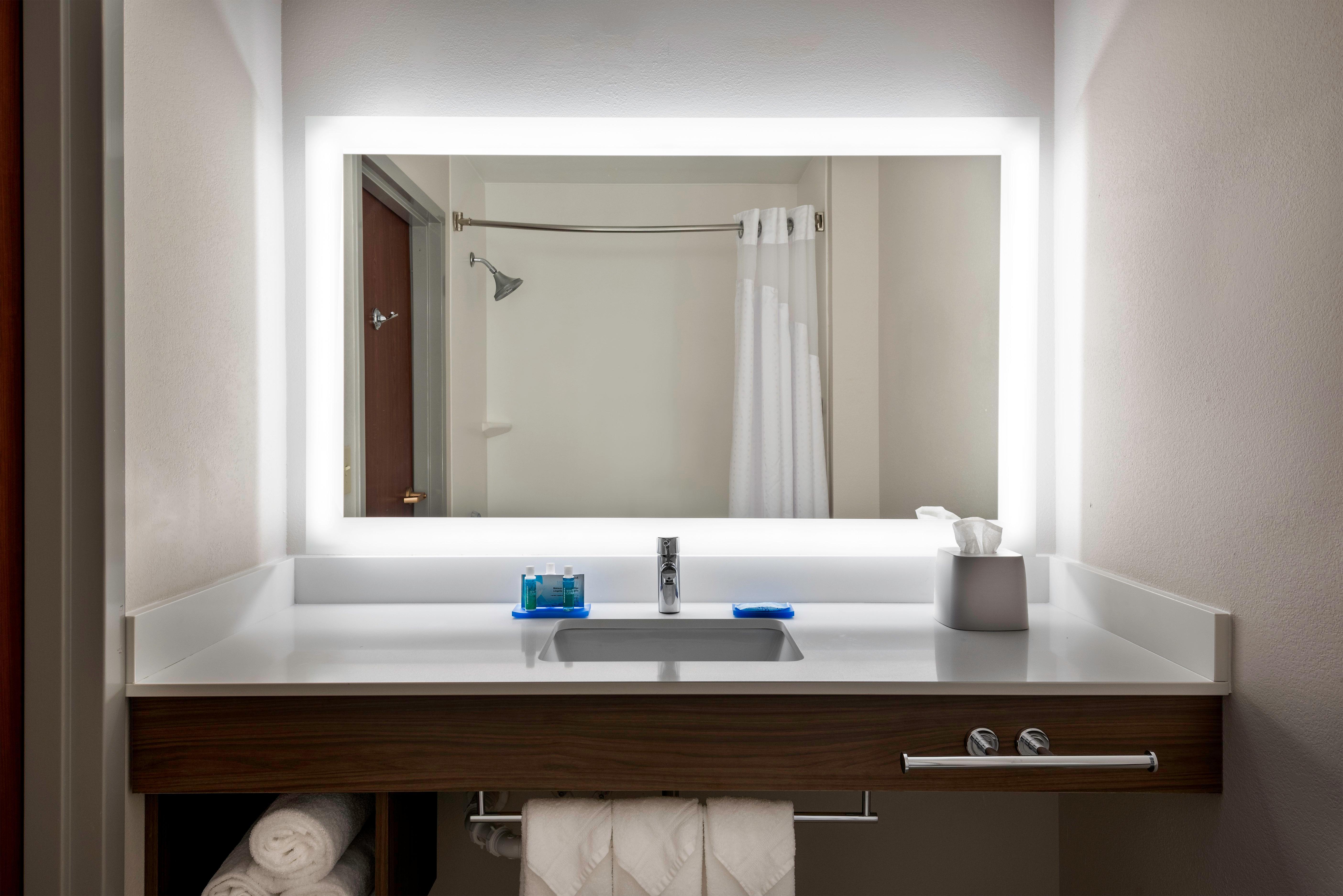 Holiday Inn Express & Suites Charlotte Arpt-Belmont By Ihg Zewnętrze zdjęcie