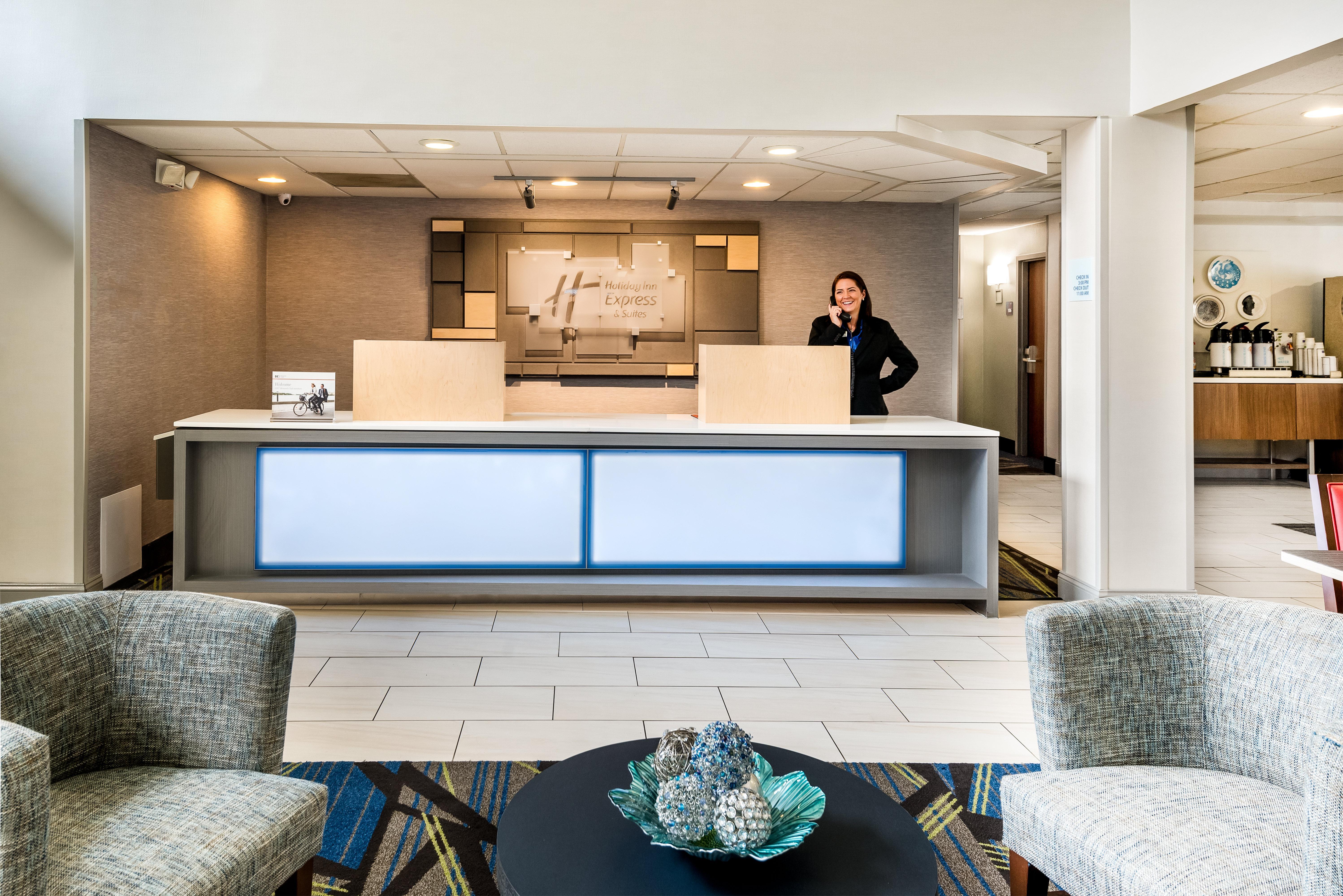 Holiday Inn Express & Suites Charlotte Arpt-Belmont By Ihg Zewnętrze zdjęcie