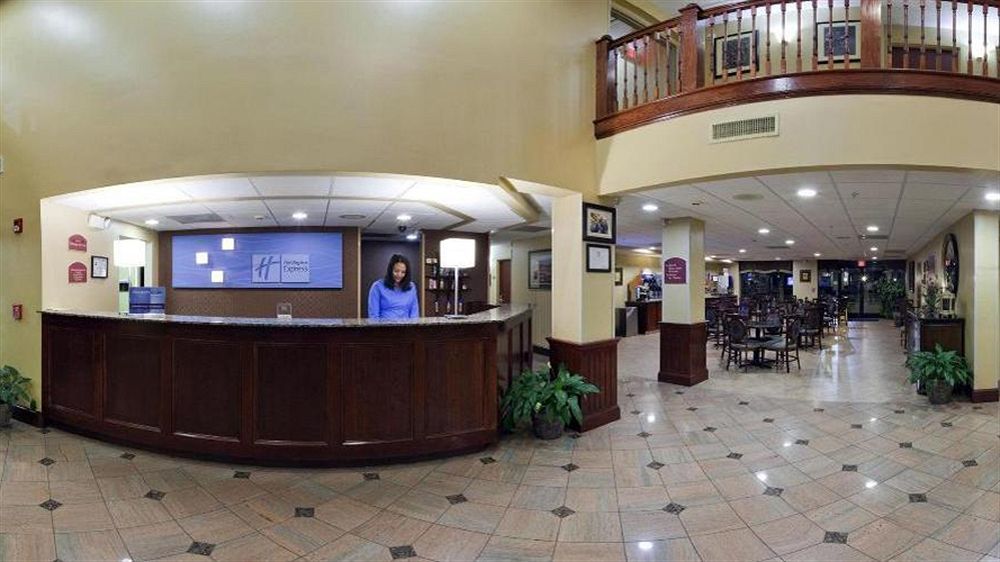 Holiday Inn Express & Suites Charlotte Arpt-Belmont By Ihg Zewnętrze zdjęcie