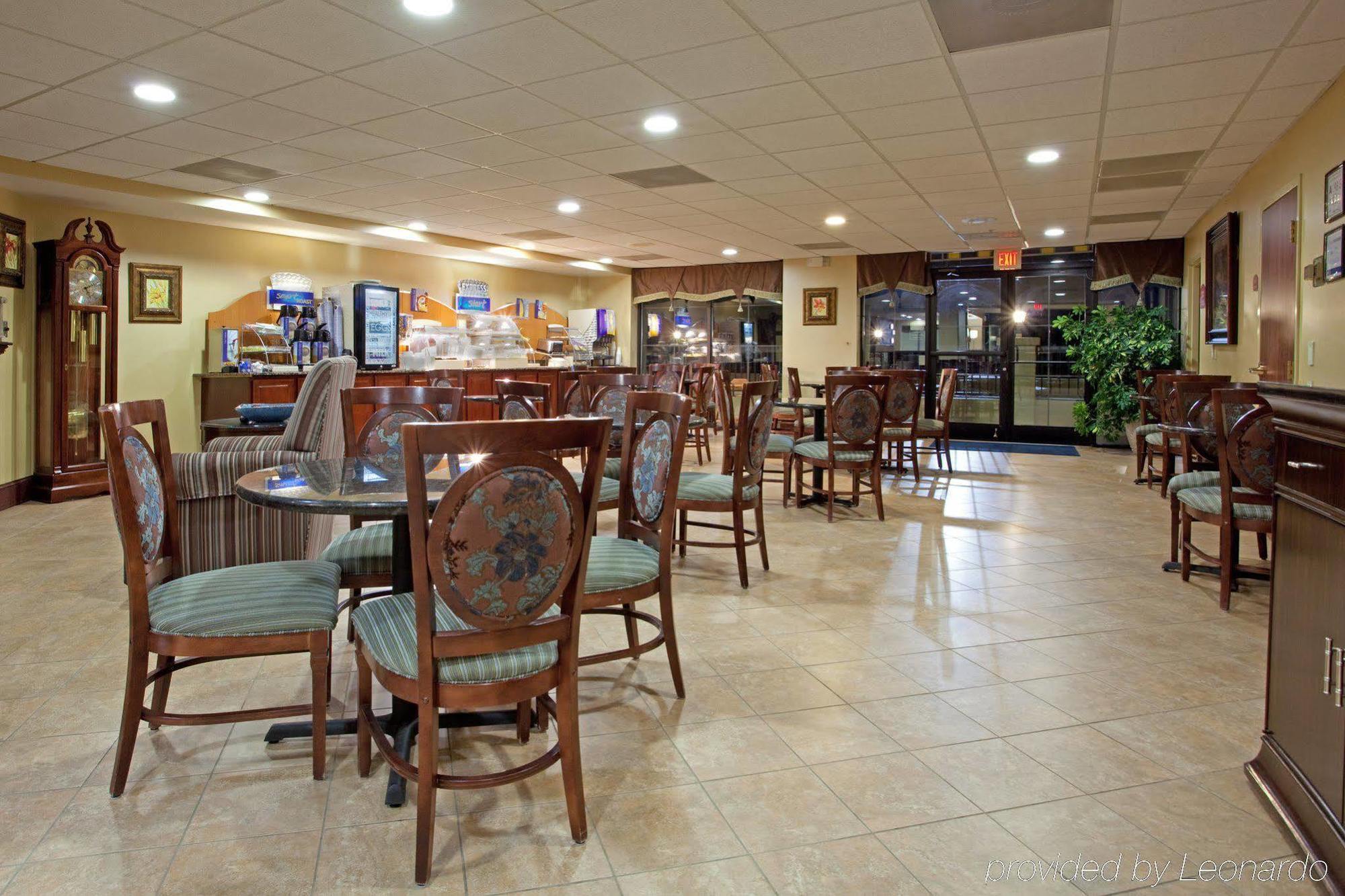 Holiday Inn Express & Suites Charlotte Arpt-Belmont By Ihg Zewnętrze zdjęcie